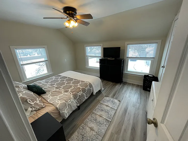 Maple Ct — Photo 12