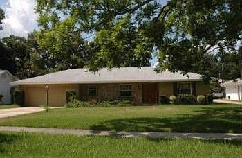 2nd image of 3015 Lake Arnold Pl