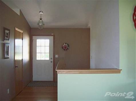 2nd image of 4475 Red Oak Dr