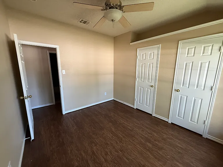 1460 Norfolk Ct — Photo 7