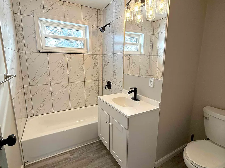 1709 Newbrook Dr — Photo 8