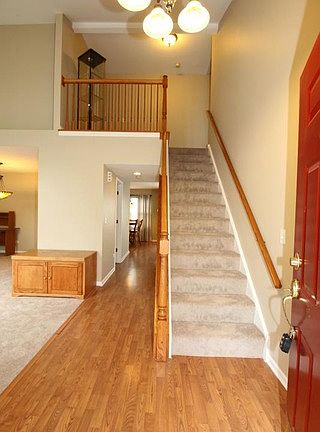 2nd image of 713 Crossland Dr #713