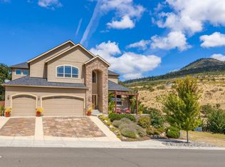 4383 Vista Pointe Dr, Medford, OR