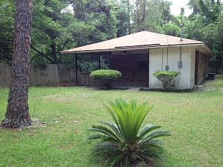 1st image of 107 Hickory Ave
