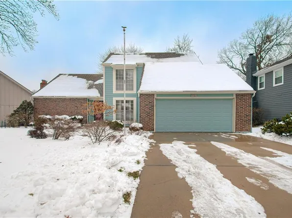 7936 Westgate Dr, Lenexa, KS 66215
