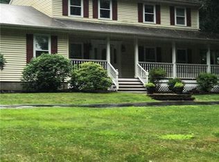 93 Roselawn Rd, Highland Mills, NY 10930