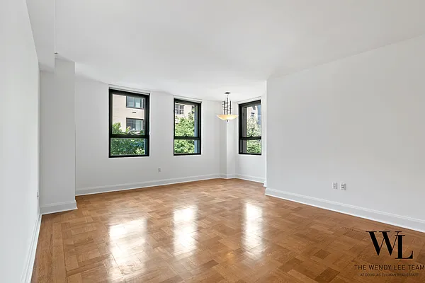 Rented by Douglas Elliman | media 22