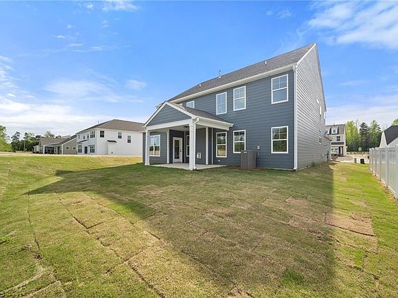 3rd image of 1301 Cricket St