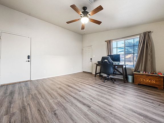 3rd image of 7818 E 40th Pl