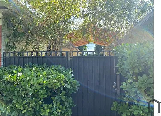 Studio, 500 sqft, $1,500 — Photo 3