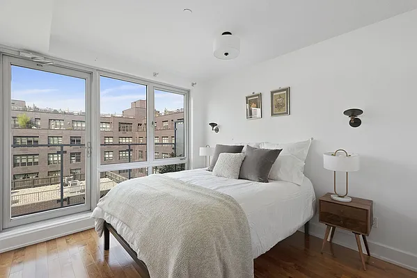 Sold by Compass | media 4