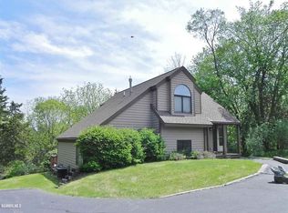 3 Ironwood Ln, Galena, IL 61036