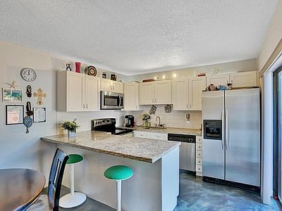 1st image of 2815SW11TH Pl