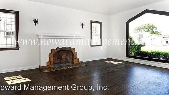 4th image of 01936 W 80th St