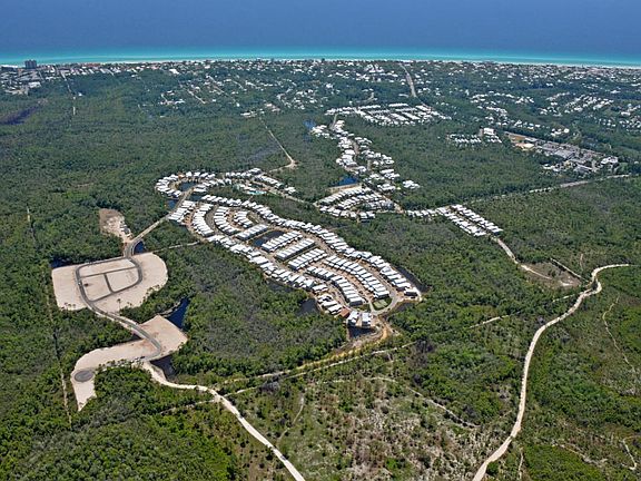 NatureWalk 1804308082-crop