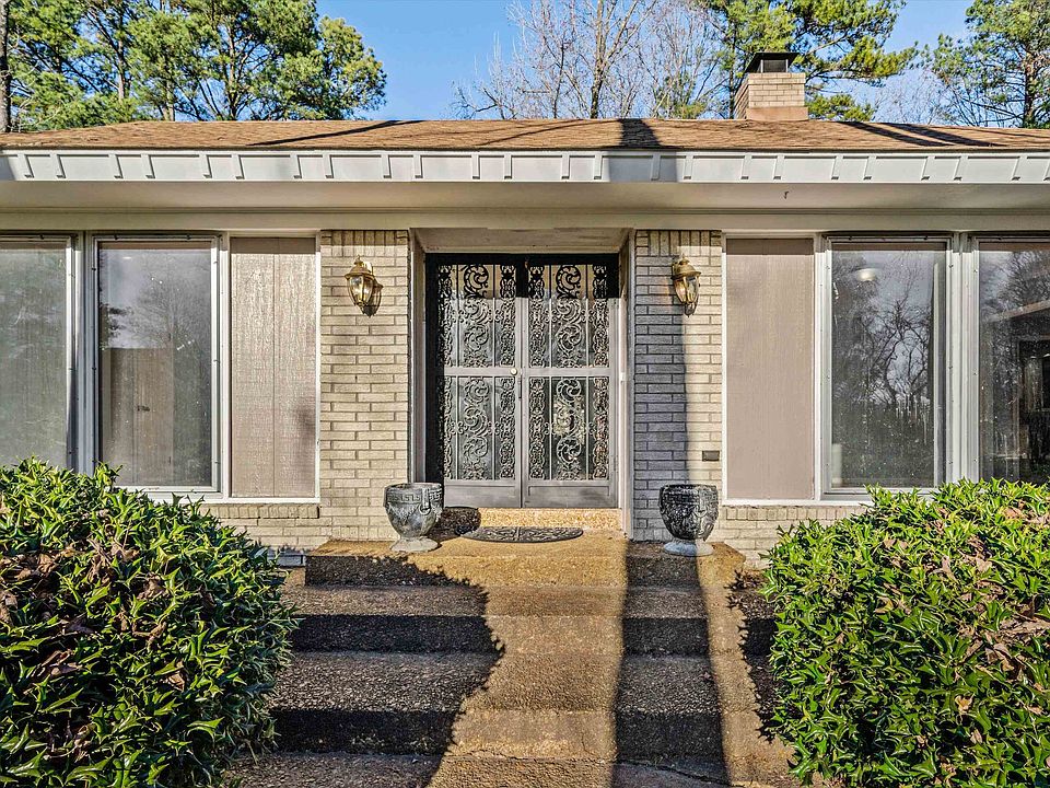2350 Thornwood Ln, Memphis, TN 38119 Zillow