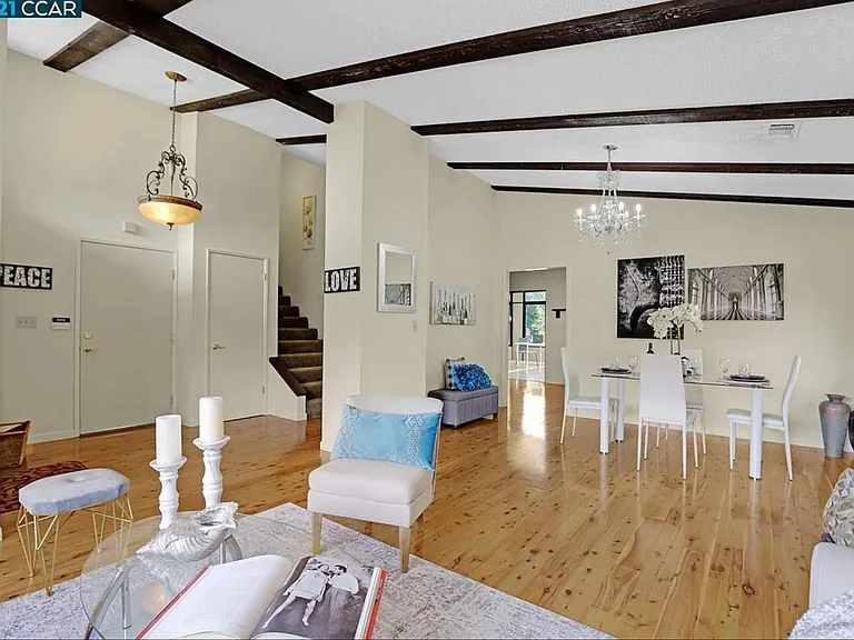 2913 Mirante Ct — Photo 8