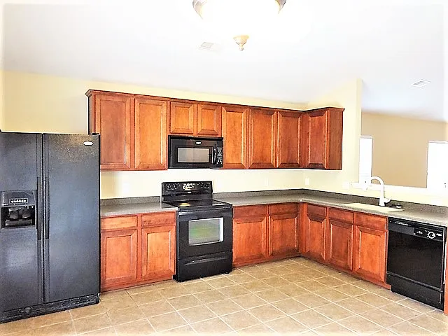 36 Shadow Moss Dr — Photo 2