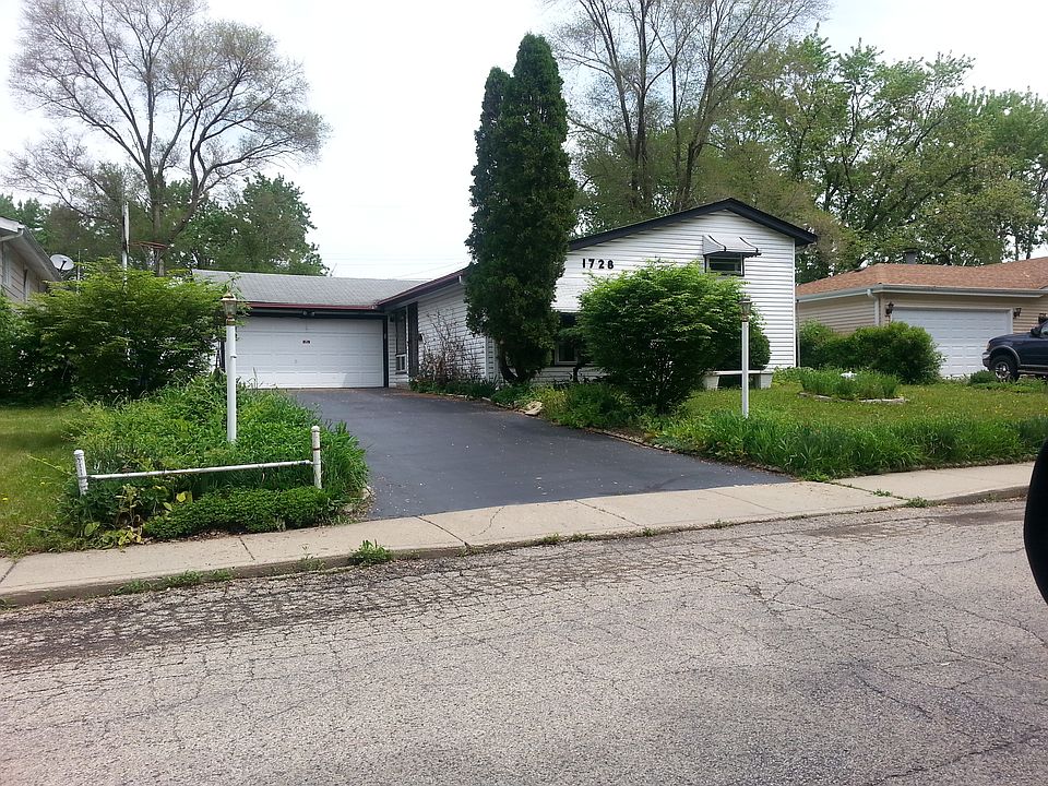 1st image of 1728 Queens Ct