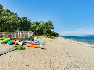 6 Horseshoe Path, Lloyd Harbor, NY 11743