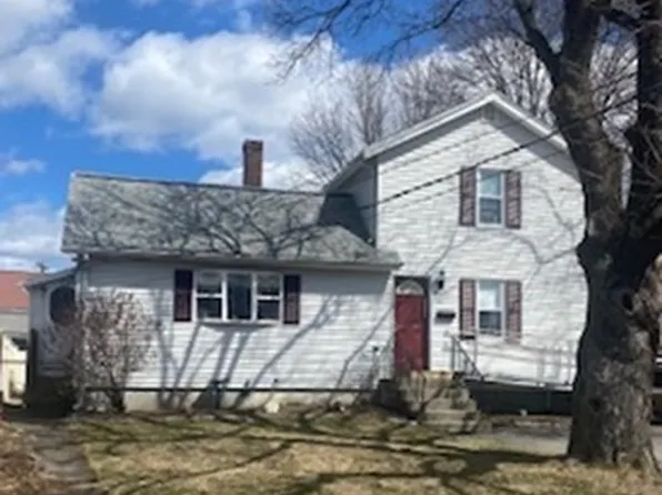 85 Jacobsen Dr, Norwood, MA 02062