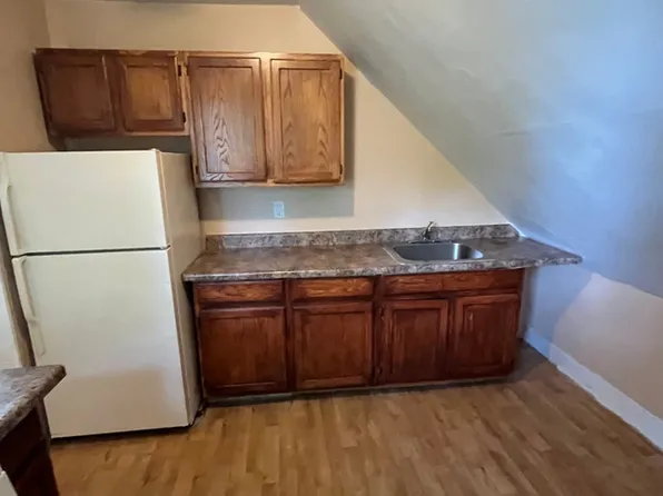 67 Derby Ave Floor 3, New Haven, CT 06511