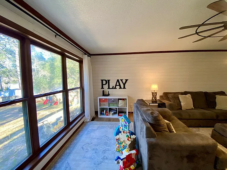 2112 Westfield Dr — Photo 7