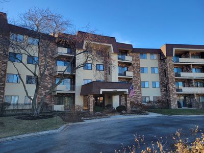 (Undisclosed Address), Arlington Heights, IL, 60004
