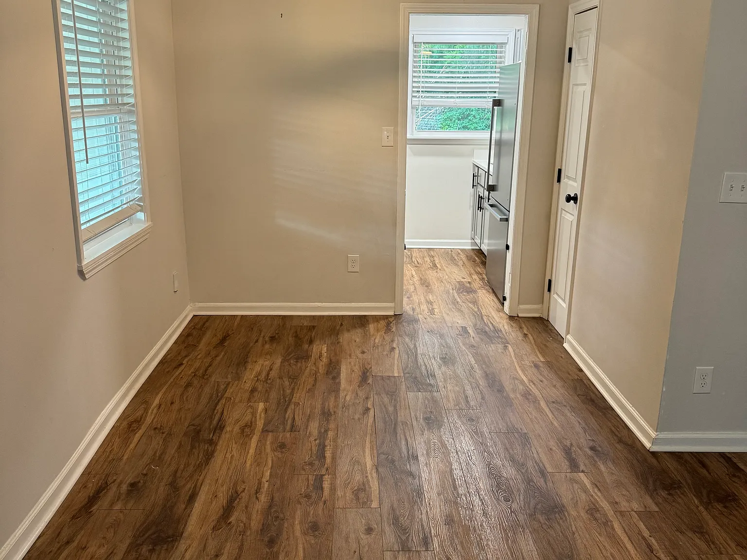 2 bed, 728 sqft, $1,400 — Photo 3