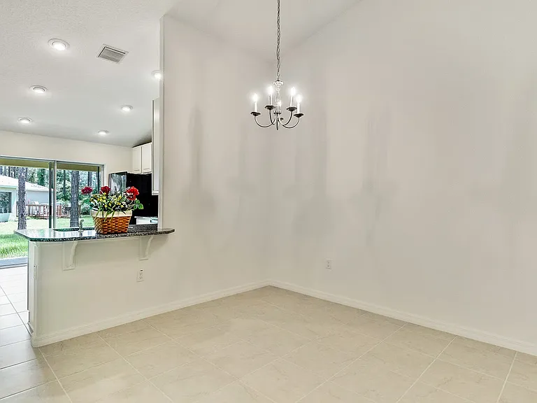 24 Farnum Ln #A — Photo 12