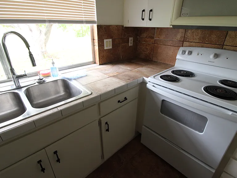 5565 Baffin Cir — Photo 10