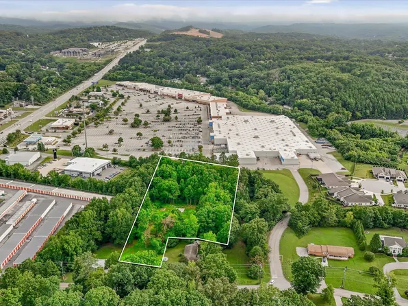 5925 Winding Ln, Hixson, TN 37343