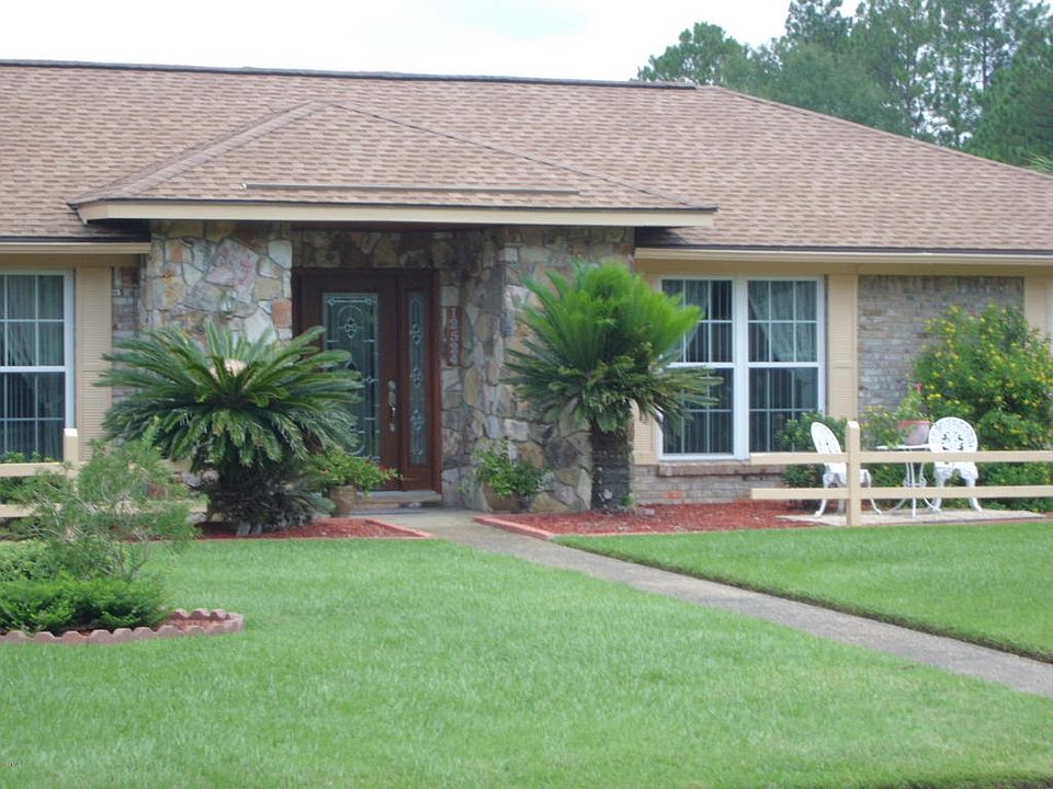 1st image of 12524 Crestwood Dr
