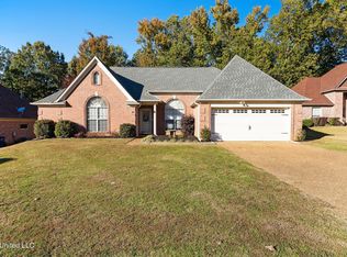 8800 Oak Grove Blvd, Olive Branch, MS 38654