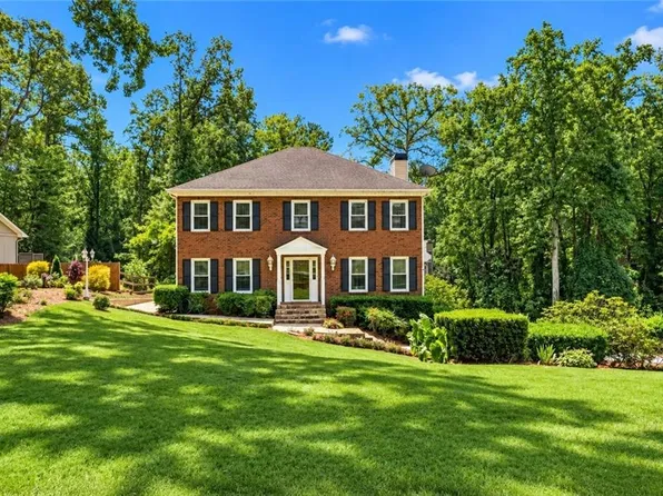 4585 Hunting Hound Ln, Marietta, GA 30062