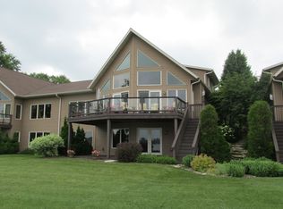 N7104 Airport Rd UNIT 5, Beaver Dam, WI 53916