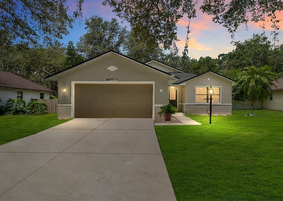 1st image of 40001 PARKINSONIA ST