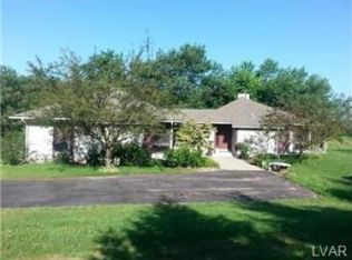 6746 Flint Hill Rd, New Tripoli, PA 18066