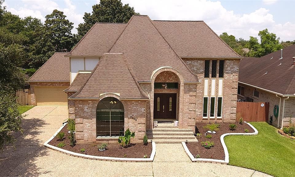 1st image of 3203 Deer Creek Dr