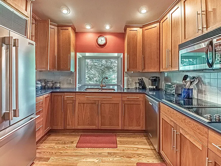 3570 Camels Ridge Ln — Photo 24