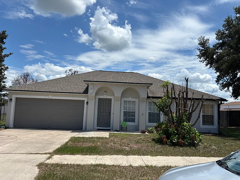 3673 Wellington Pl — Photo 3