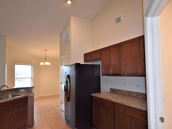4th image of 6263 Cornerstone Dr