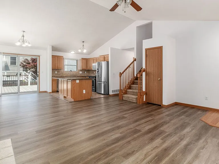 8577 Portwood Ln — Photo 16