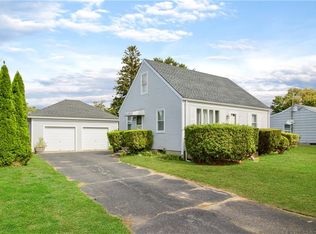 13 Champlin Dr, Westerly, RI 02891