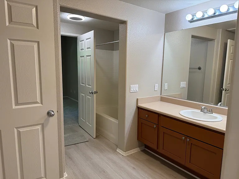 31405 Taylor Ln — Photo 16
