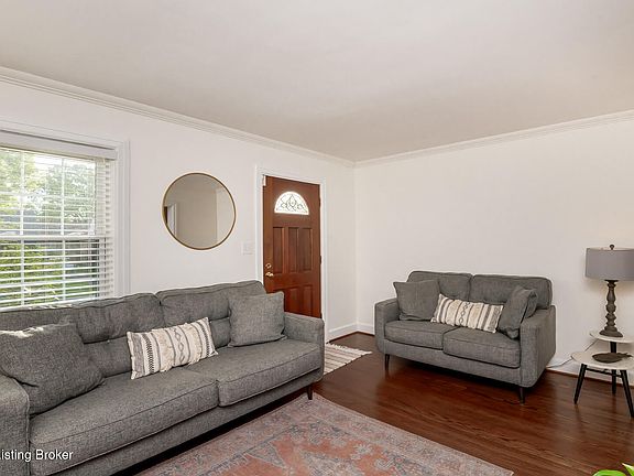 4th image of 3014 Curran Rd