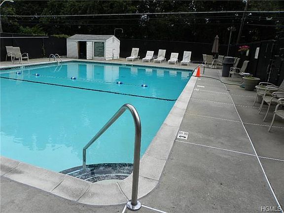 3rd image of 495 Odell Ave APT 7J