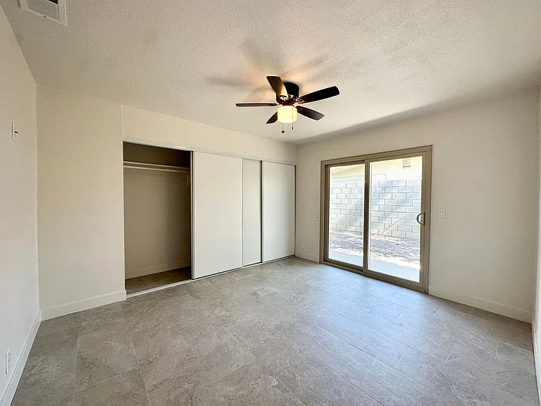561 Desert View Dr #4 — Photo 7