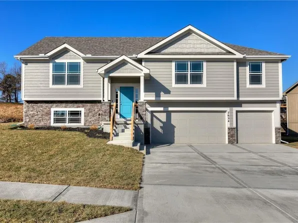 507 Skyview Ln, Liberty, MO 64068