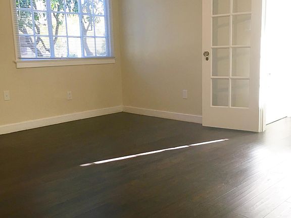 3rd image of 800 17th St